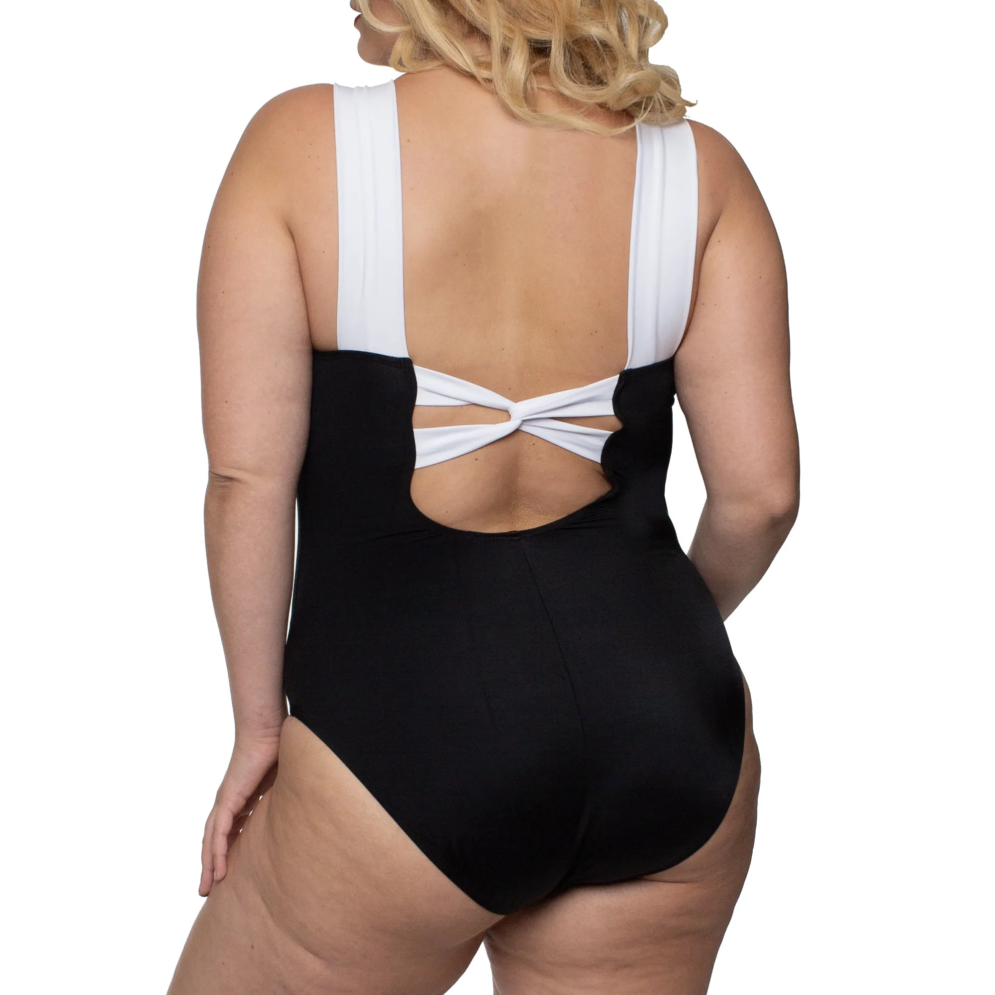 InstantFigure Plus Size Contrast Trim One Piece Swimsuit 13496PC