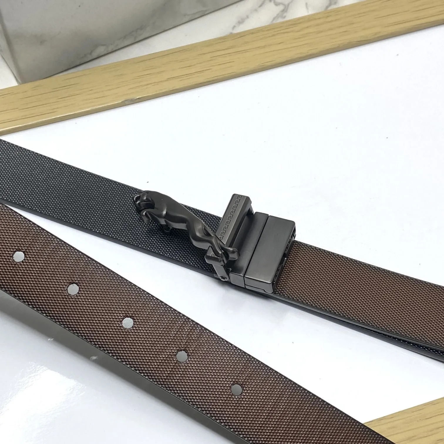 Small Jaguar Pattern Reversible Strap Belt -JonasParamount