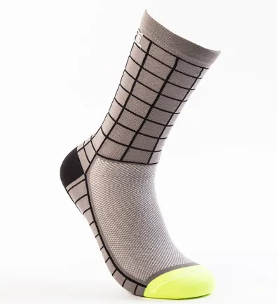 Sports Athletic Socks Mid-Calf Breathable Fabric 6 Color Combinations