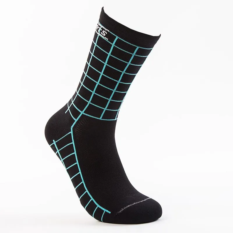 Sports Athletic Socks Mid-Calf Breathable Fabric 6 Color Combinations