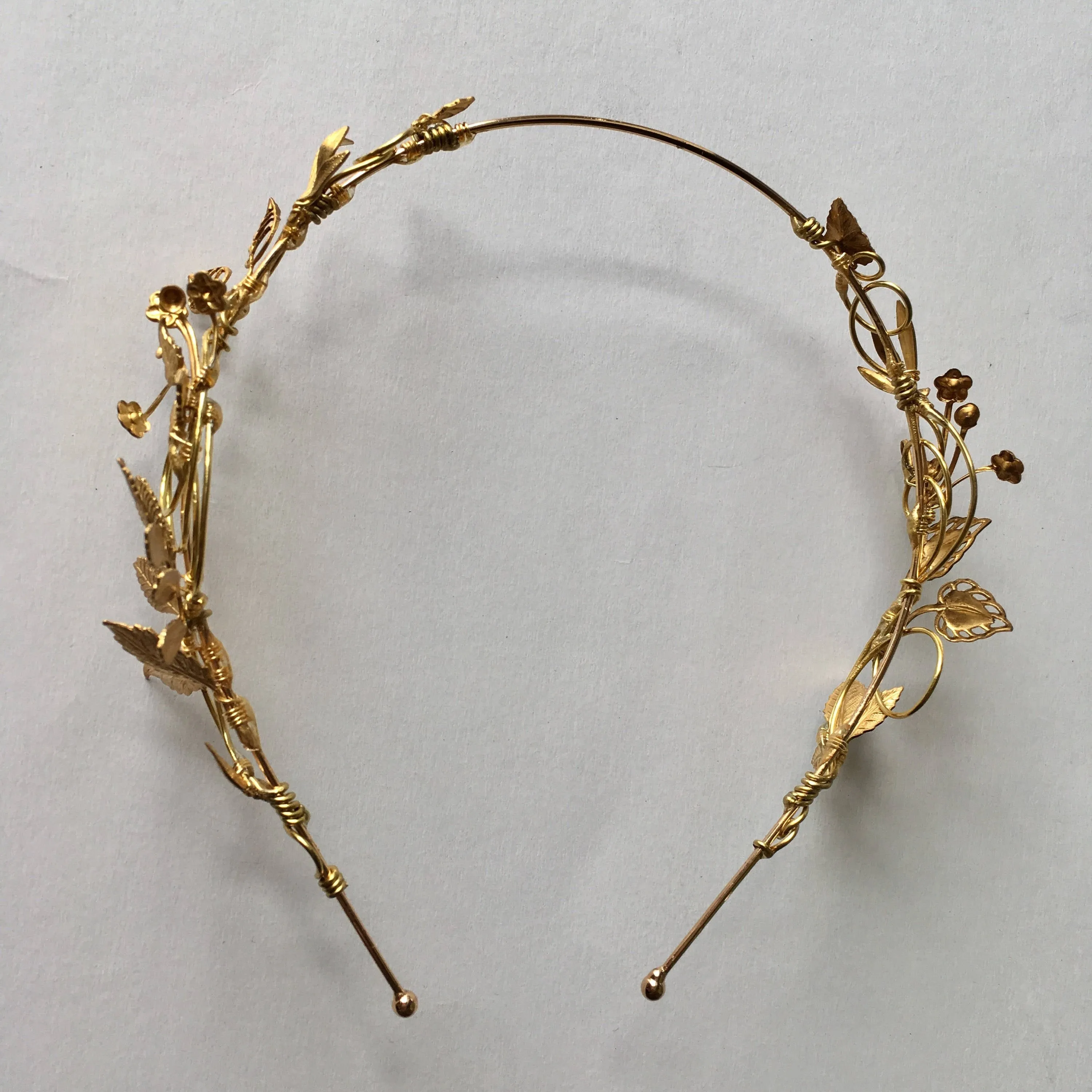 The TITANIA Leaf Headband